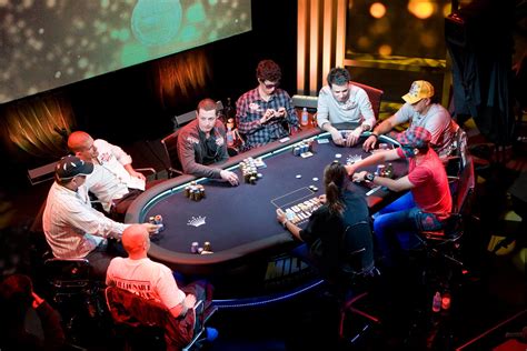 Metro Torneios De Poker